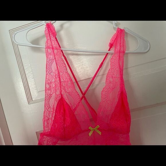 Victorias Secret Satin Lace Plunge Cross Back Slip Size S Hot Pink - Picture 2 of 6